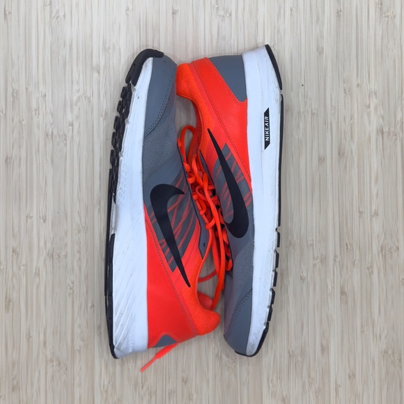 Nike Air Relentless - size 12.5 - Picture 3 of 6